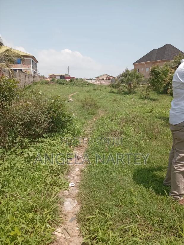 One and Half Plot at Shiashie · Photo 2