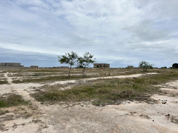 Budget-Friendly Plots for Sale in Dawhenya Buerko · Photo 4