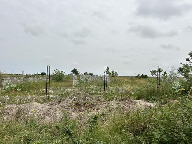 Dawhenya Plots for Builders—Start Construction Immediately · Photo 3
