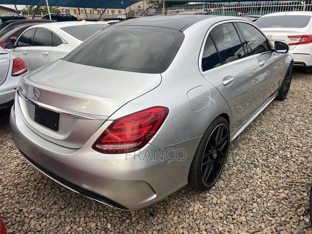 Mercedes-Benz C300 Sport Sedan RWD (2.0L 4cyl 7A) 2017 Silver · Photo 7
