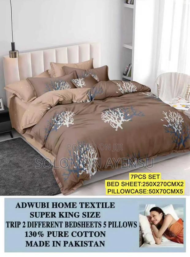 Quality 2 Different Bedsheets With 5 Pillows Cases · Photo 2