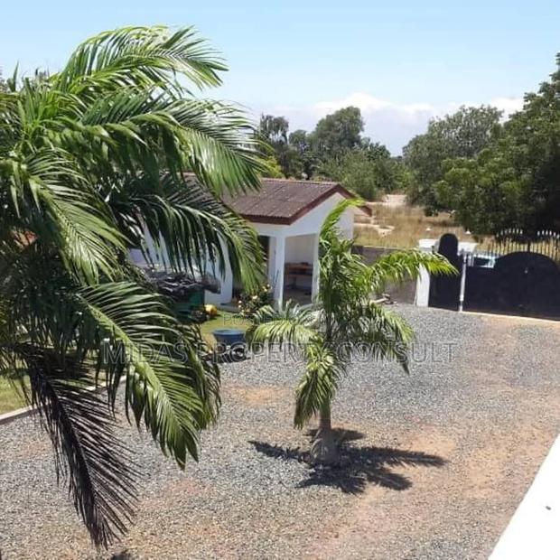 2bdrm House in Ada Foah, Sege for sale · Photo 3