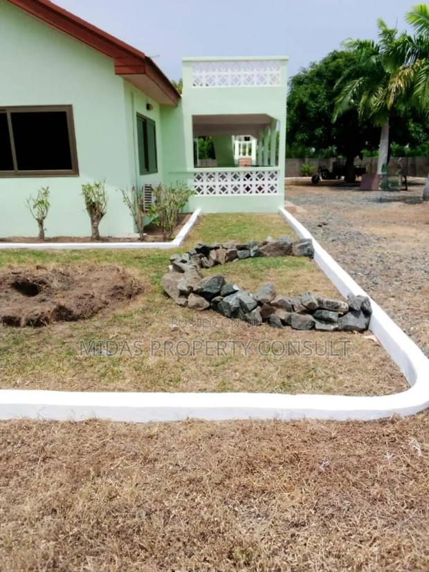 2bdrm House in Ada Foah, Sege for sale · Photo 7