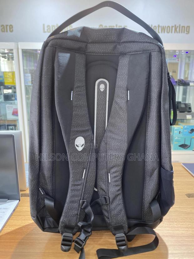 Dell Alienware Horizon Utility Backpack Aw523p, 17 Galaxyvweave · Photo 2