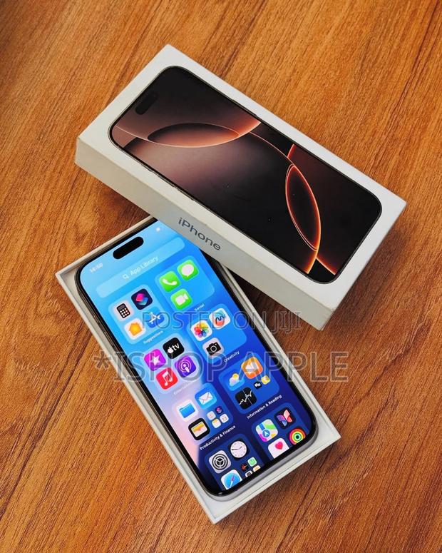 Apple iPhone 16 Pro Max 256 GB · Photo 2