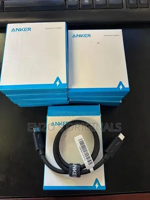 Anker Branded Thunderbolt 3 Cable for External Devices and Gadgets · Photo 1