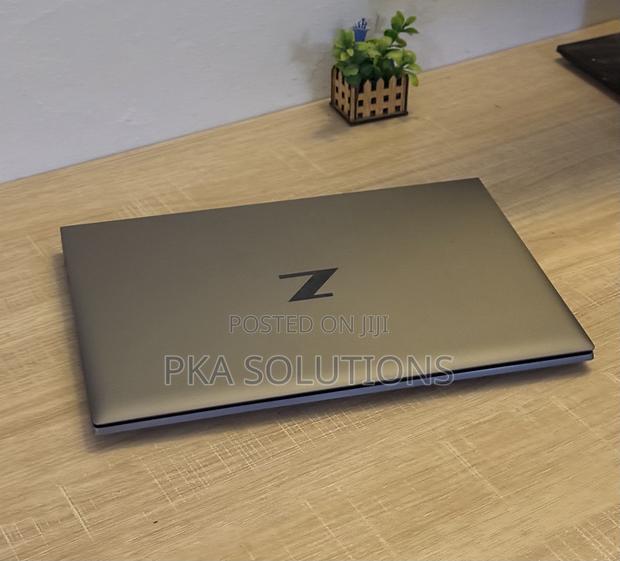 Laptop HP ZBook Firefly G8 16GB Intel Core I5 SSD 512GB · Photo 1