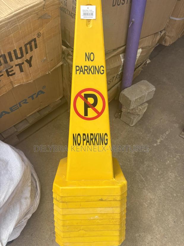 No Parking Sign Cone · Photo 2