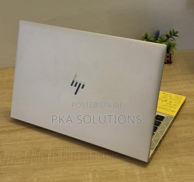 Laptop HP EliteBook 840 G8 16GB Intel Core I7 SSD 512GB · Photo 3