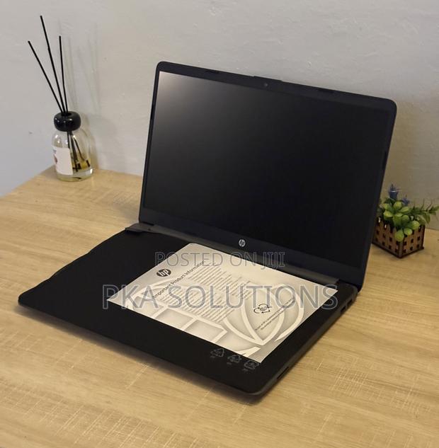 New Laptop HP 250 G8 16GB Intel Core I3 SSD 256GB · Photo 2