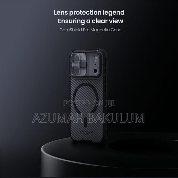 17 Pro Transparent Black Camshield Magnetic Case · Photo 2