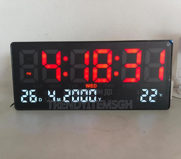 Wall Mounted Led Digital Date Time Alarm Temperature Wall Clock · Photo 5