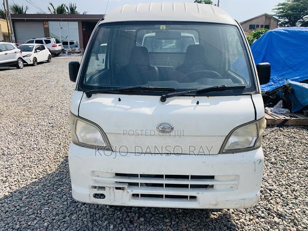 2006 Daihatsu Hijet · Photo 2
