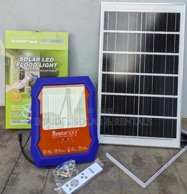 300w Solar Led Floodlight With Panel, Remote Control, Timer Functions · Photo 1