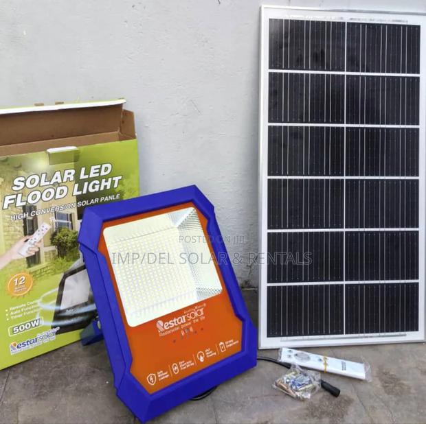 500w Solar Led Floodlight With Panel, Remote Control, Timer Functions · Photo 1