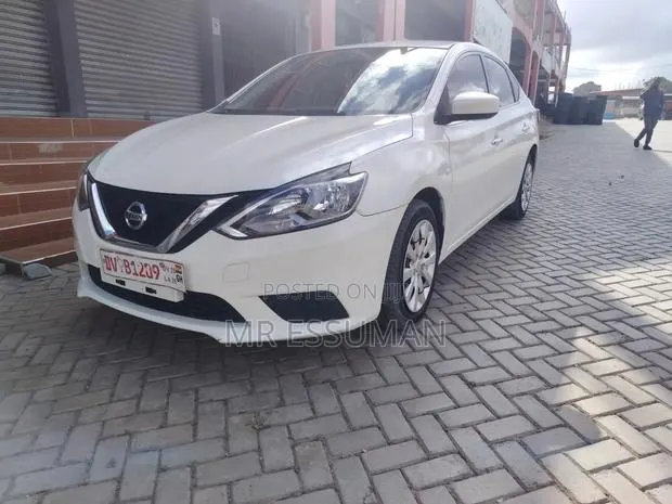 Nissan Sentra 2022 White · Photo 1
