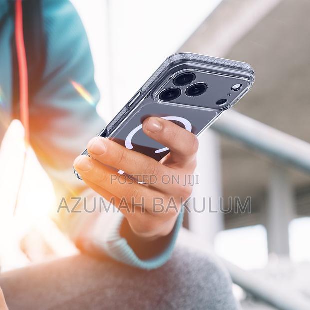 17 Pro Clin Mag Series Clear Case · Photo 1