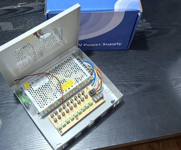 CCTV Power Supply 12v-10a + Case · Photo 1