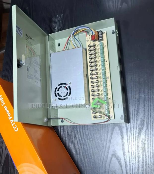 CCTV Power Supply 12v-20a + Case · Photo 1