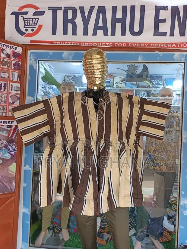 Premium Ghanaian Smock for Men – Tryahu Smock Price in Accra · Photo 1