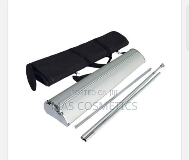 Roll Up Stand With Print · Photo 2