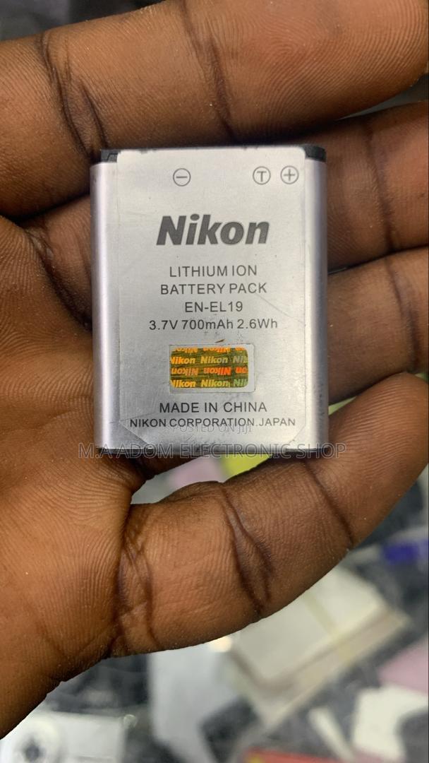 Nikon en-El19 Rechargeable Battery for Select Nikon Cameras · Photo 1