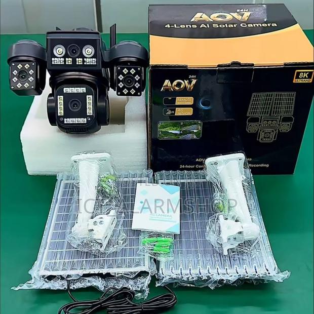 Solar Power Panel 4lens PTZ Monitoring · Photo 2