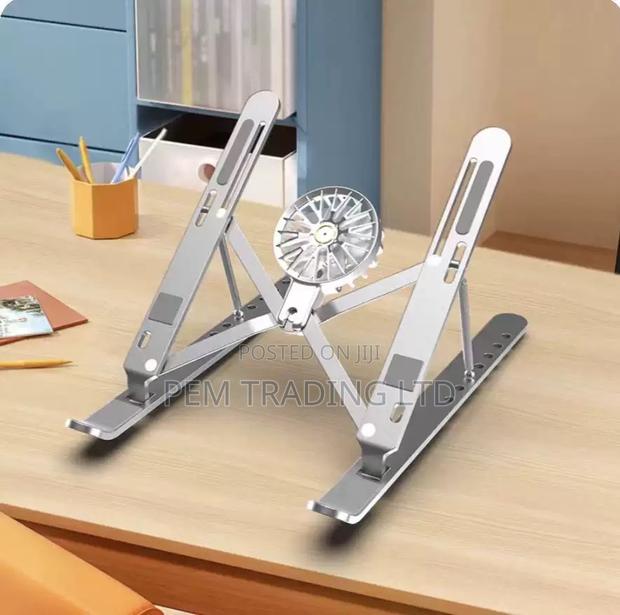 Laptop Stand With Fan · Photo 1