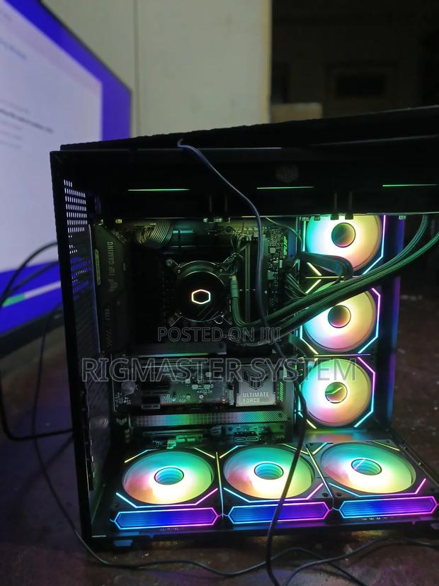 Gamemax Infinity Cube Atx Type C Case · Photo 4