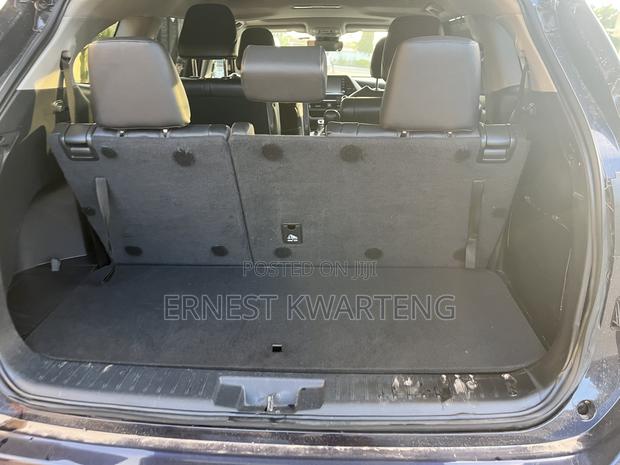Toyota Highlander XLE 2022 Black · Photo 7
