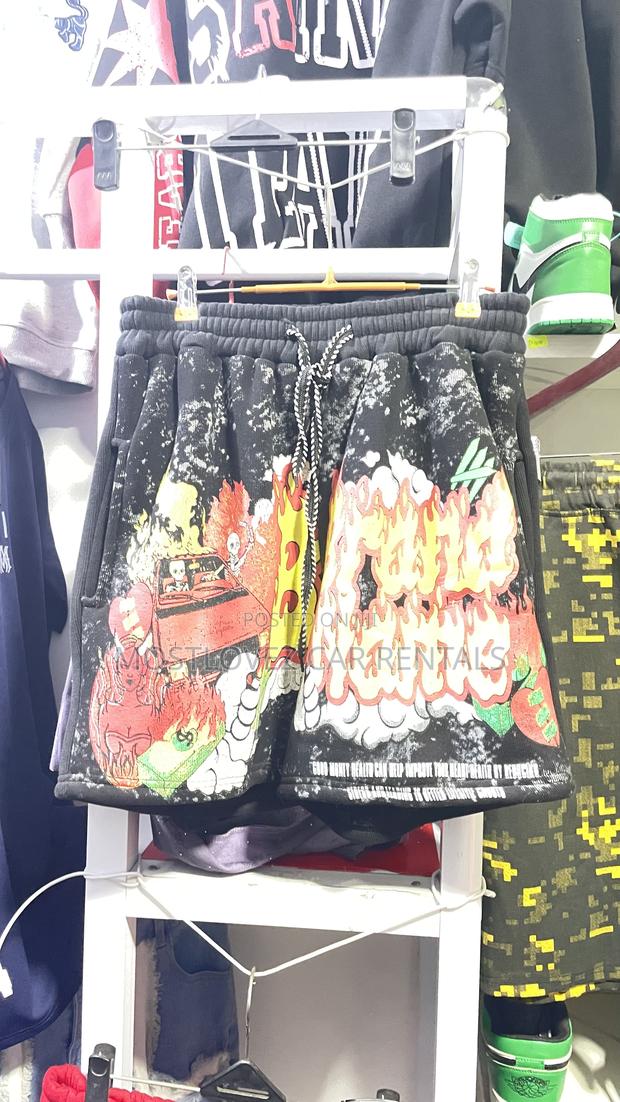 Stock Jeans Short For Boys · Photo 2