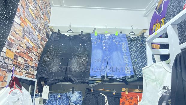 Stock Jeans Short For Boys · Photo 6