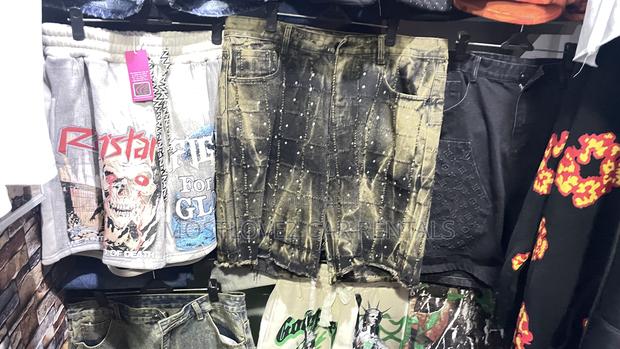 Stock Jeans Short For Boys · Photo 7