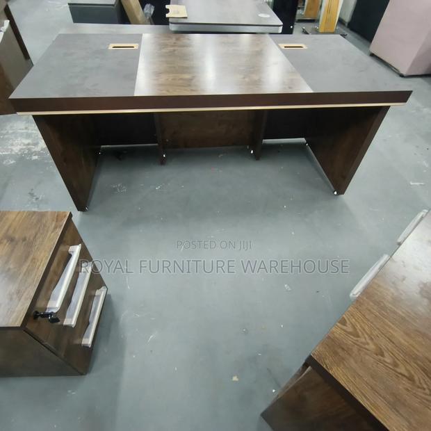 Executive Apex L-Shaped Desk · Photo 3