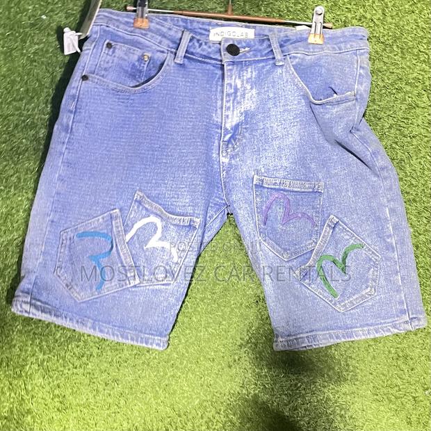 Jean Short For Sale - Size 34 In Stock · Photo 1