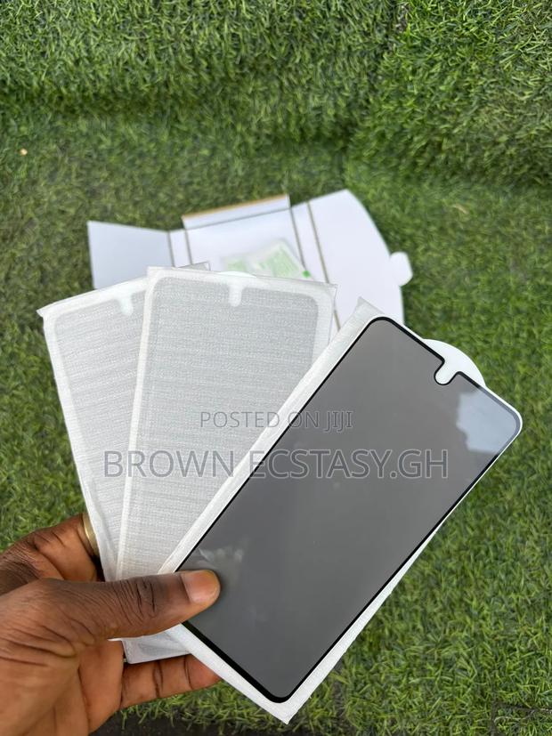 Samsung Galaxy A71 Privacy Screen Protector · Photo 1
