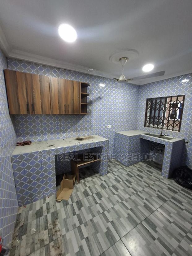 2bdrm Apartment in Danfa, Adenta for rent · Photo 5