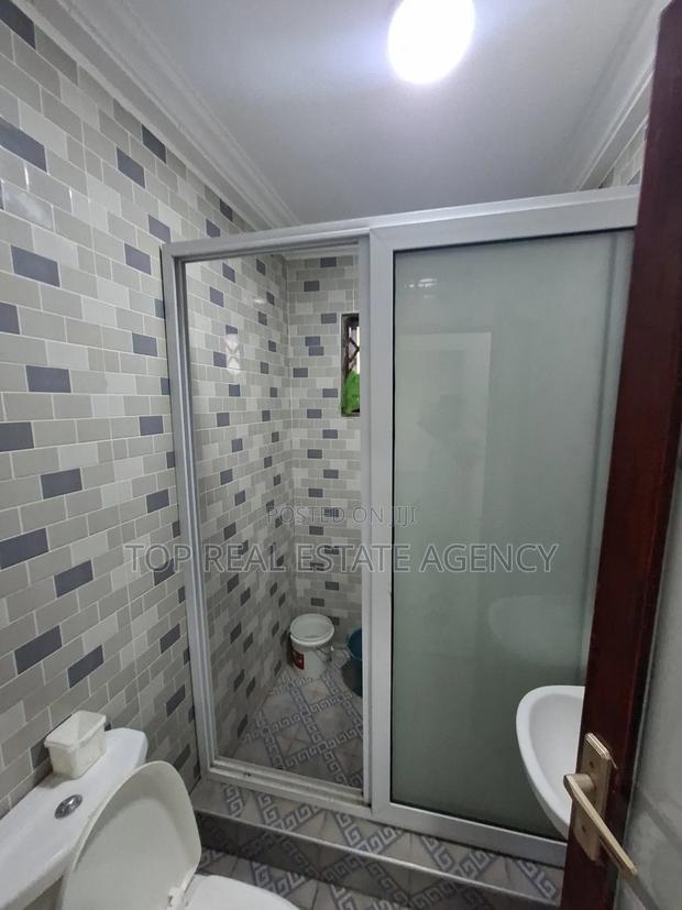 2bdrm Apartment in Danfa, Adenta for rent · Photo 8