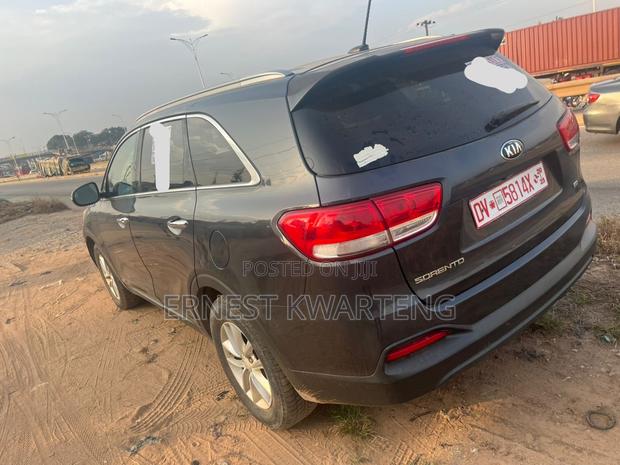 Kia Sorento 2019 Gray · Photo 2