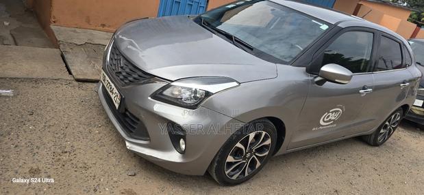 Suzuki Baleno 2021 Silver · Photo 2