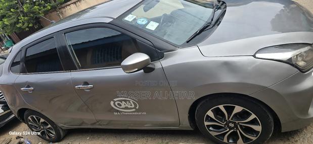 Suzuki Baleno 2021 Silver · Photo 4