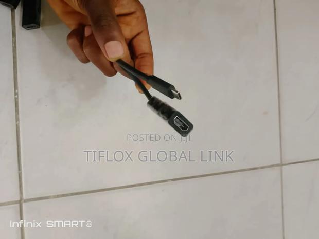 Hp Type C to Hdmi and Any Other Connectors( Uk) · Photo 6