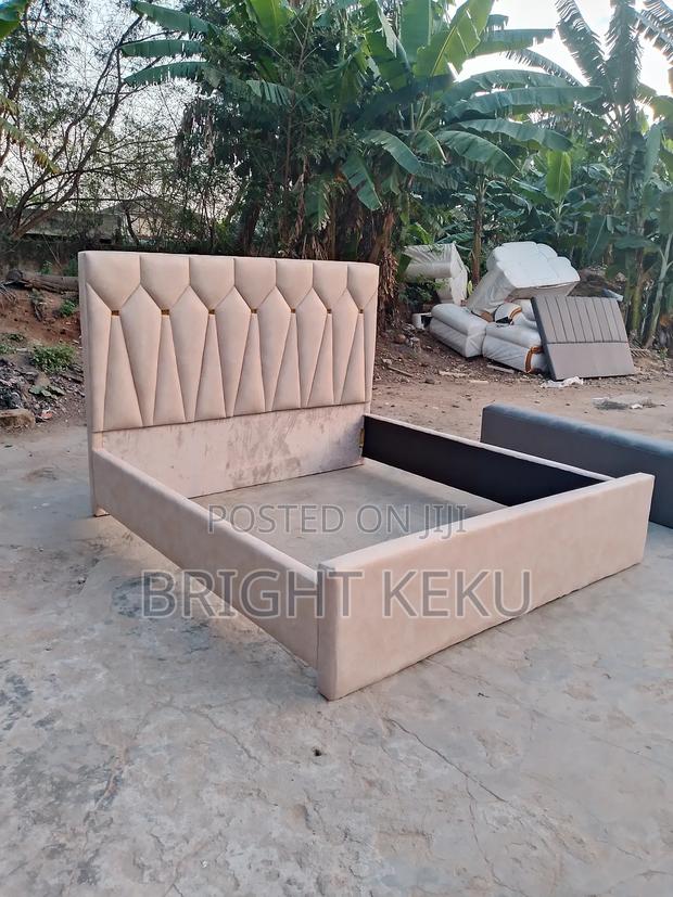 Queen Size Bed Frame Is Cream Materials · Photo 1
