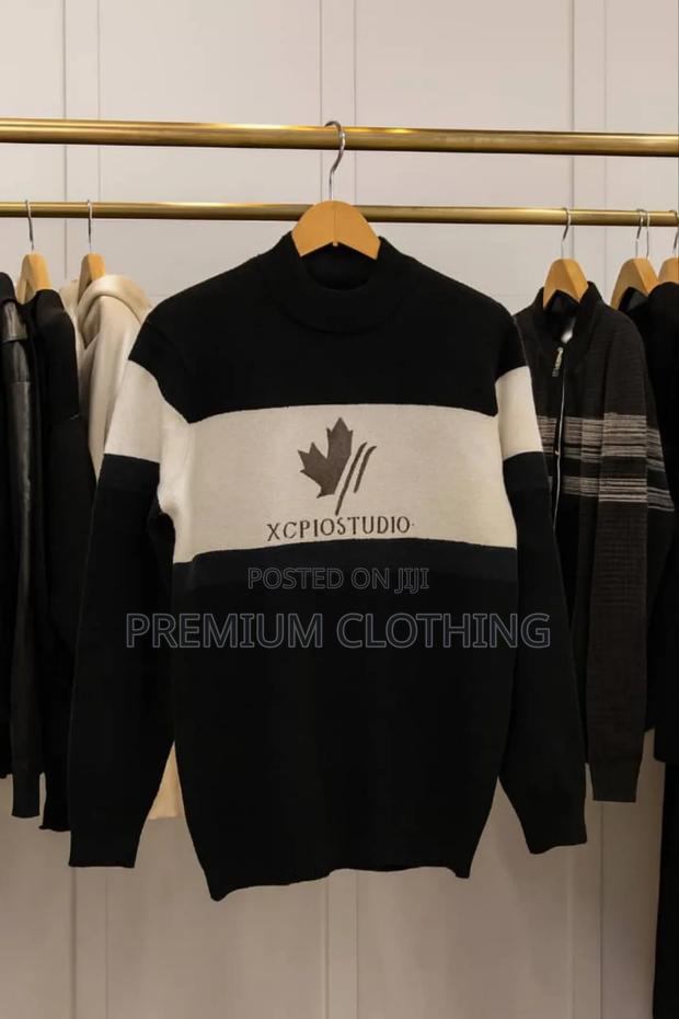 New Men Sweater · Photo 2