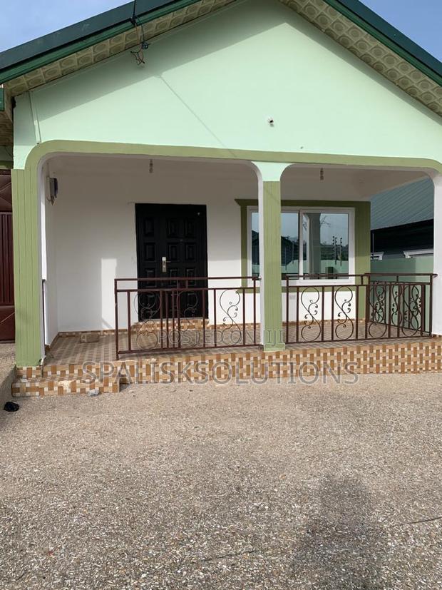 4bdrm House in Pokuase for sale · Photo 4