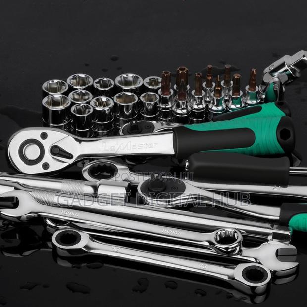 151pcs Combination Ratchet Tools Set (Black Box) · Photo 5