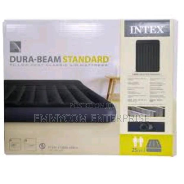 Intex Queen Size Air Bed Mattress With Pump · Photo 2