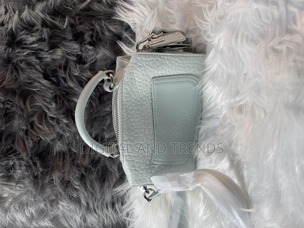 Mini Top Handle Cross Bag · Photo 2