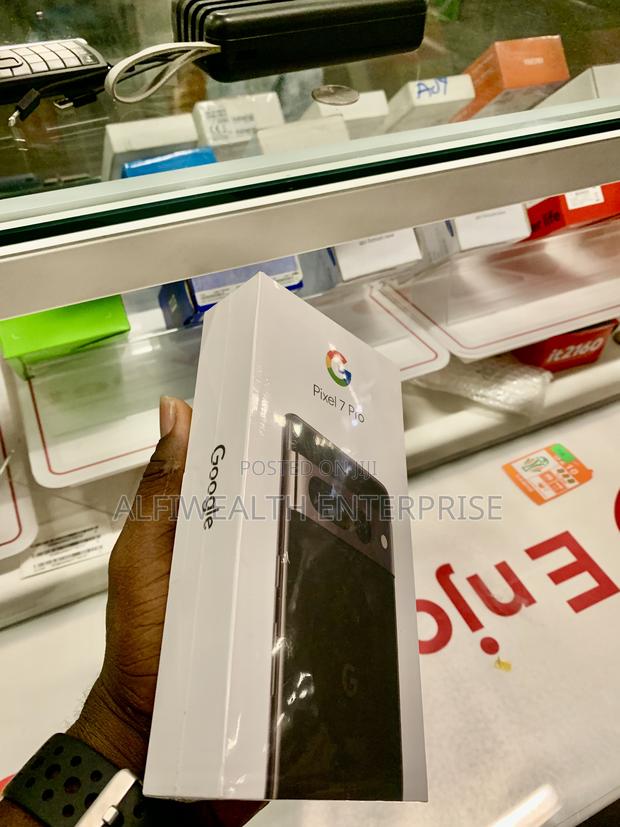 New Google Pixel 7 Pro 128 GB Black · Photo 2