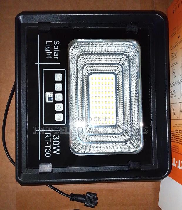 30w Solar Lights With Panel, Remote Control, Timer Functions · Photo 3